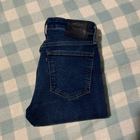 Levi’s Made and Crafted 721 High Rise Skinny Jeans - Picture 4 of 10